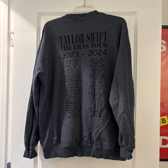NWOT Taylor Swift Eras Tour 2024 Blue Gray Oversized Sweatshirt - Picture 8 of 8
